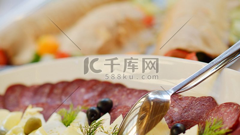 如何寻找性价比高的食品批发进货渠道**