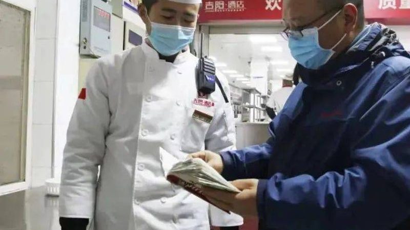 零食批发：厂家直销与经销商的区别解析